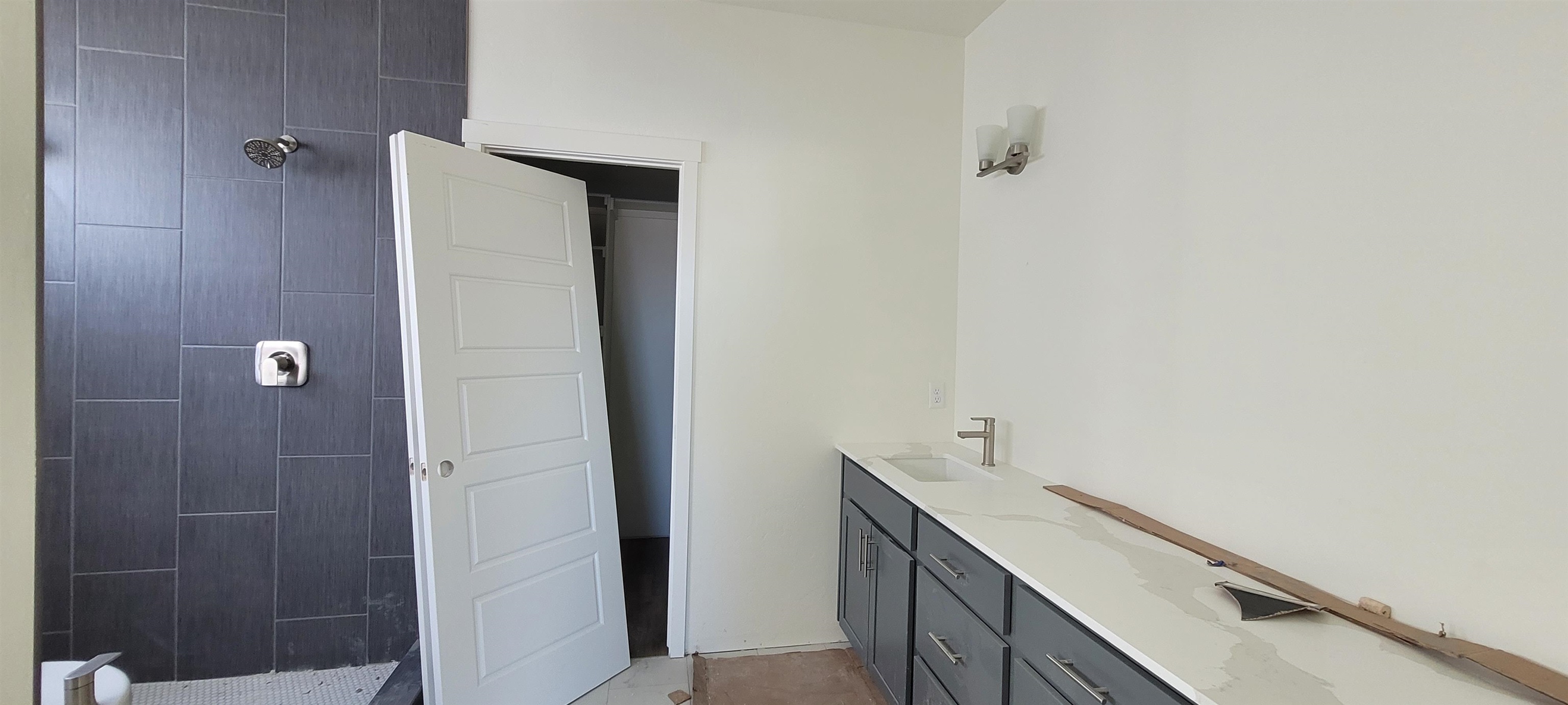 1088 Tungsten Way