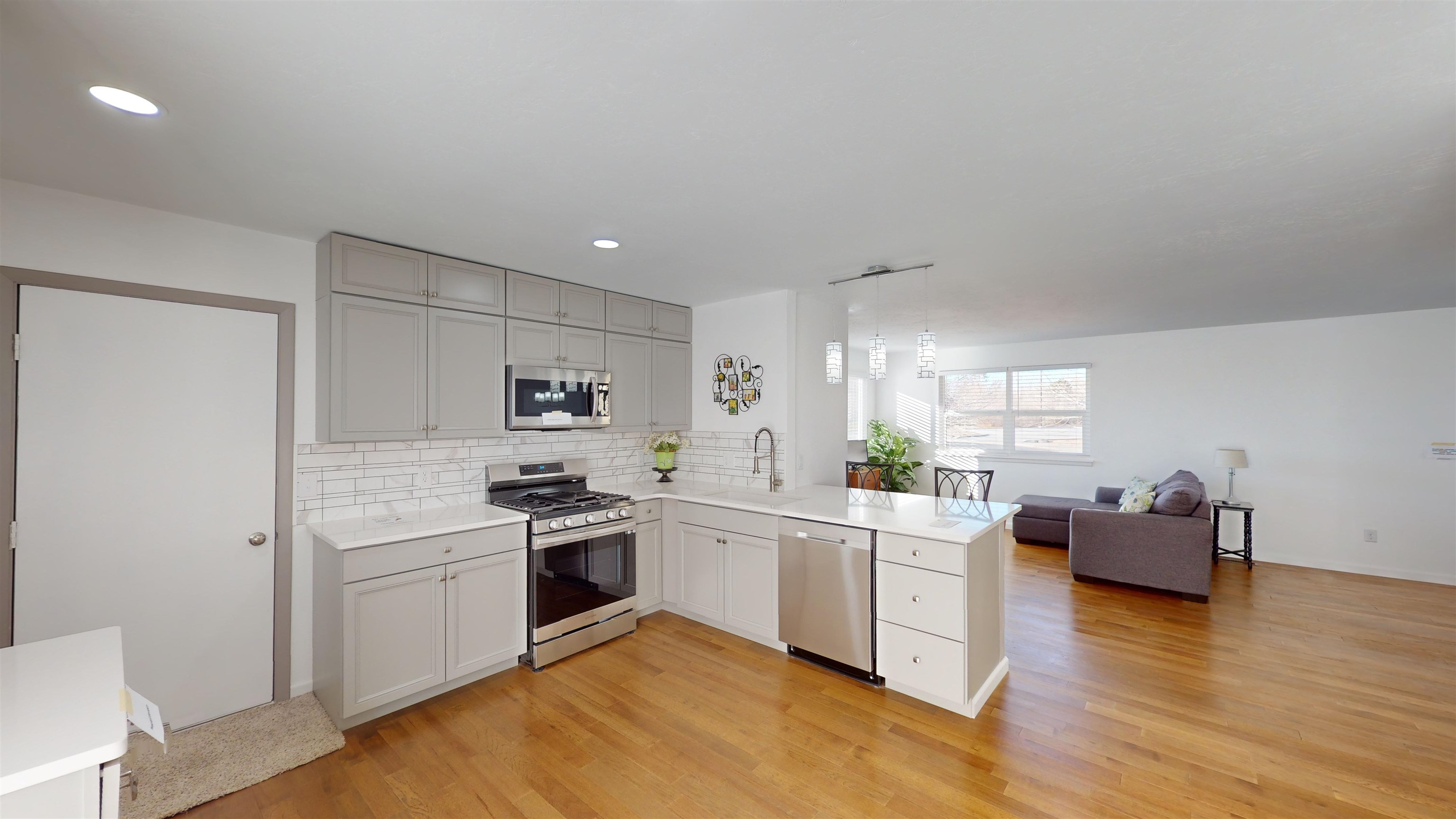 3020 N 13th Street