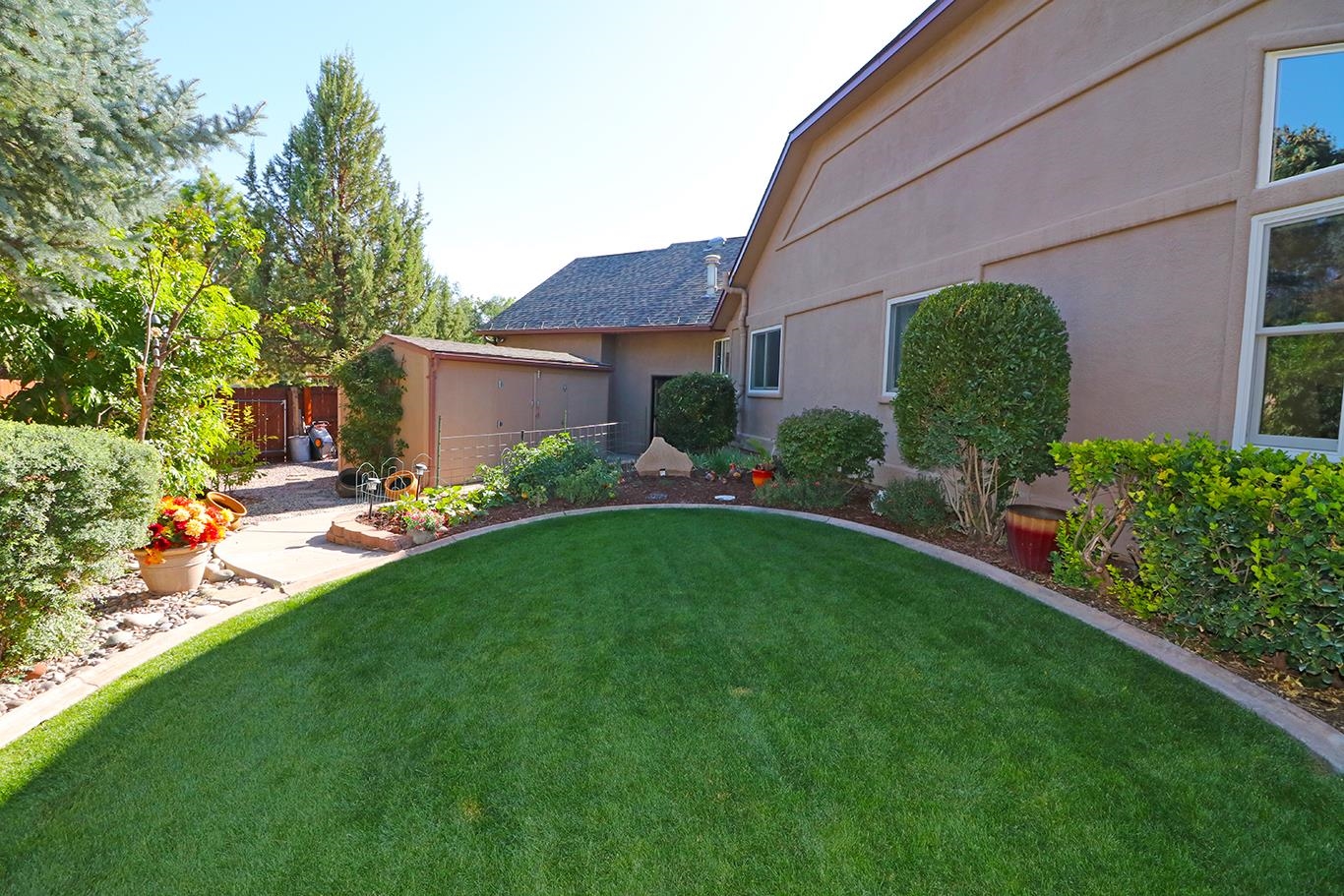 2338 S Rim Drive