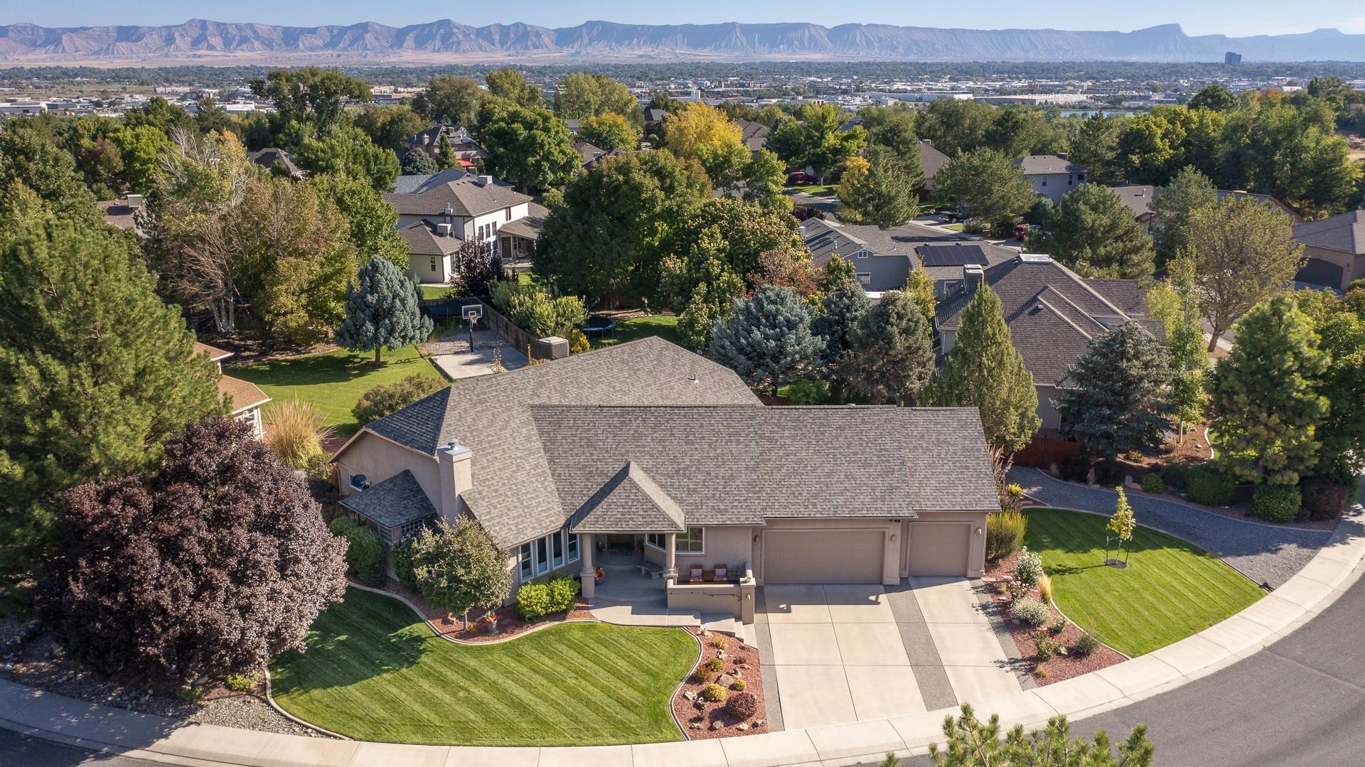 2338 S Rim Drive