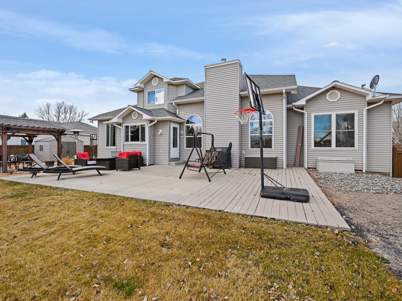 688 Country Meadows Drive
