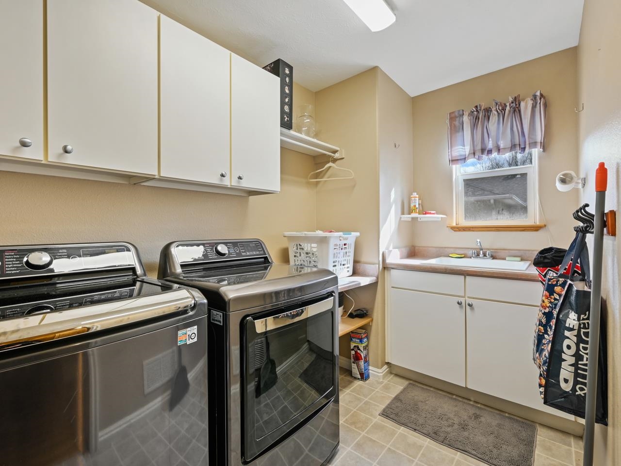 688 Country Meadows Drive