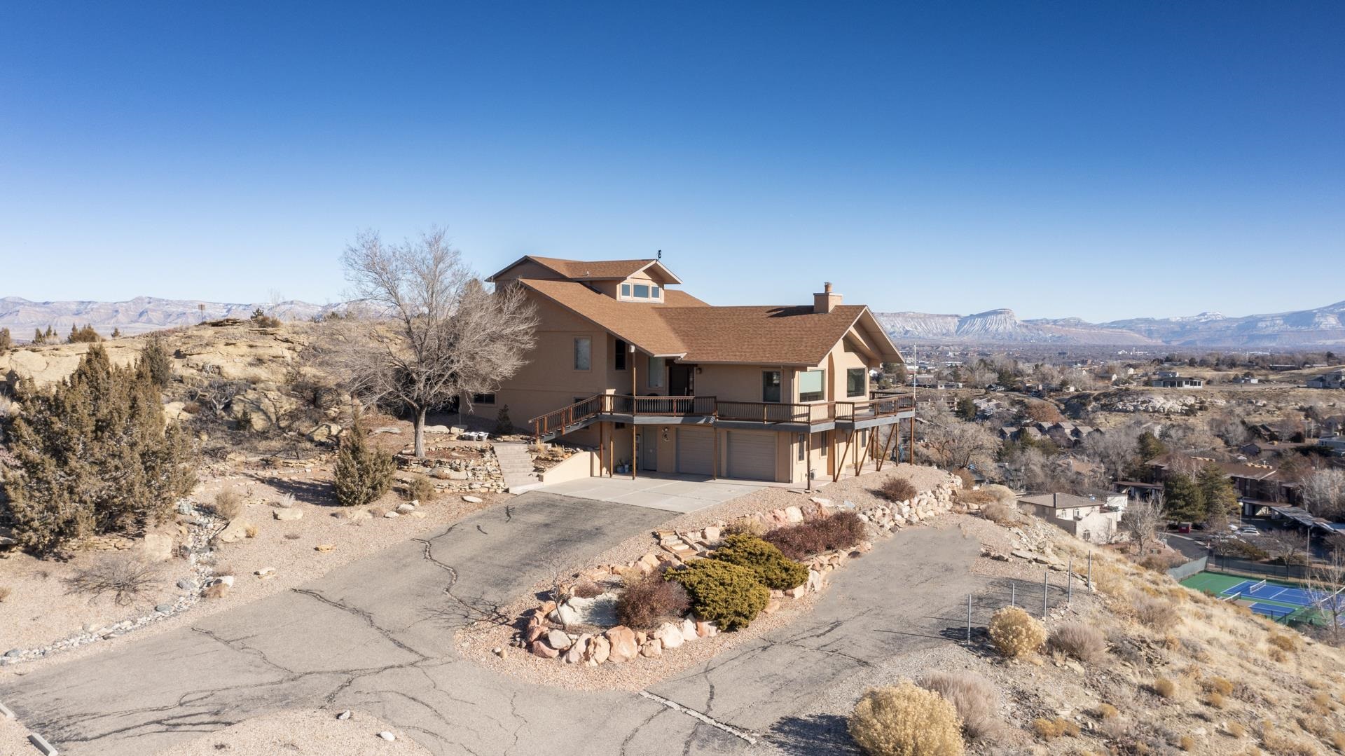 364 Ridge Circle Drive