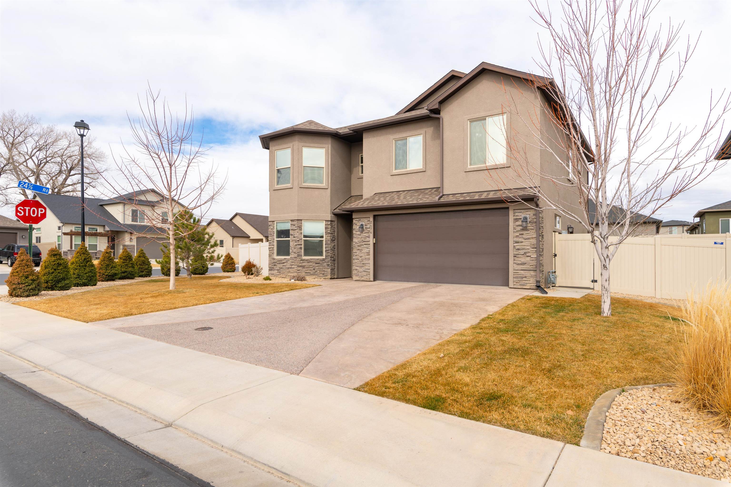 2474 Zenith Lane