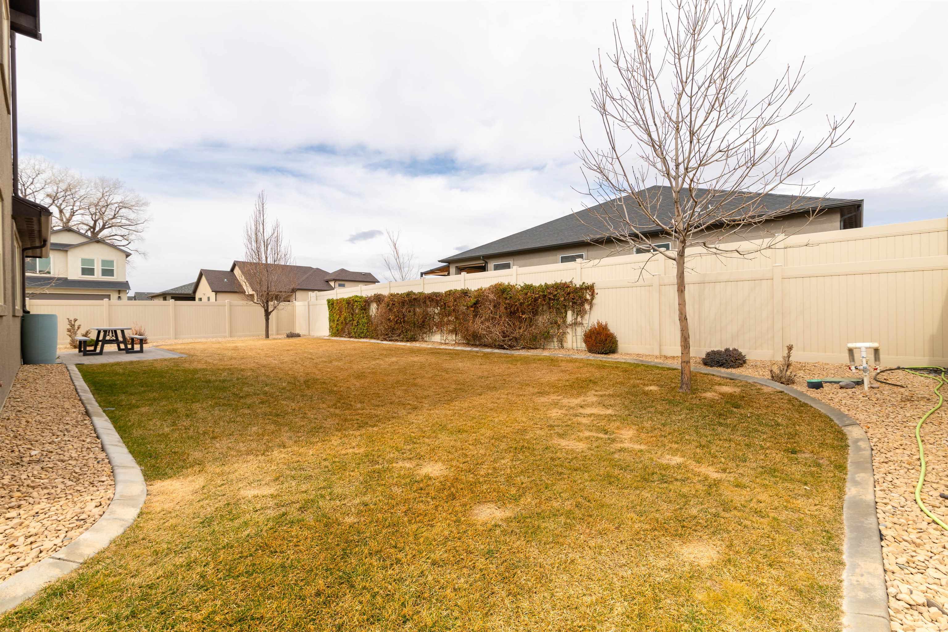 2474 Zenith Lane