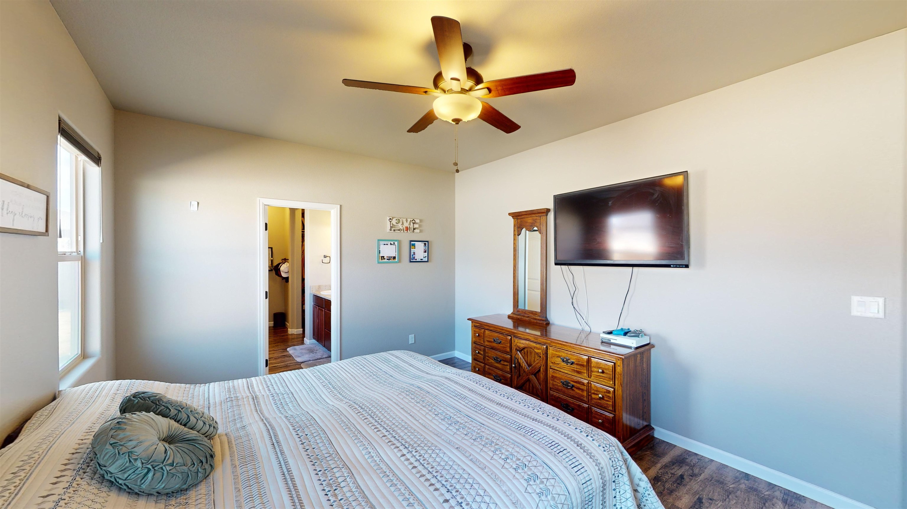 2496 Kerk Avenue Unit: B