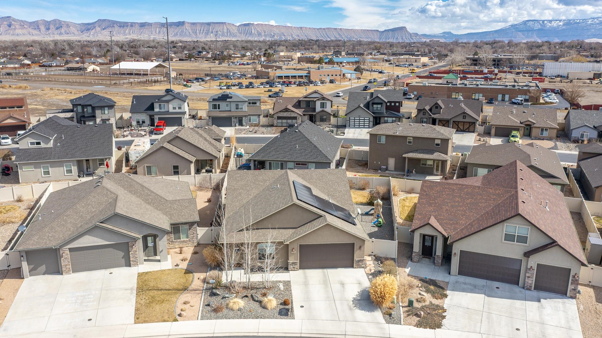 2496 Kerk Avenue Unit: B