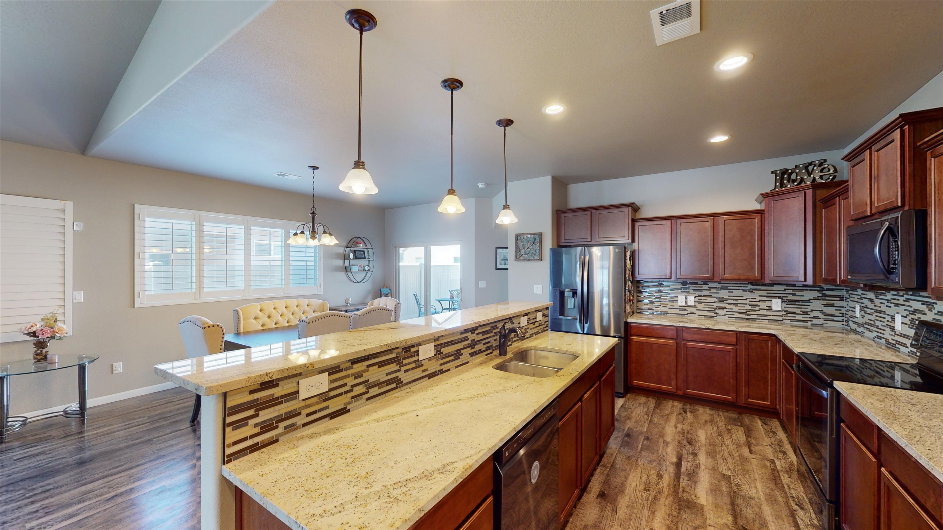 2496 Kerk Avenue Unit: B
