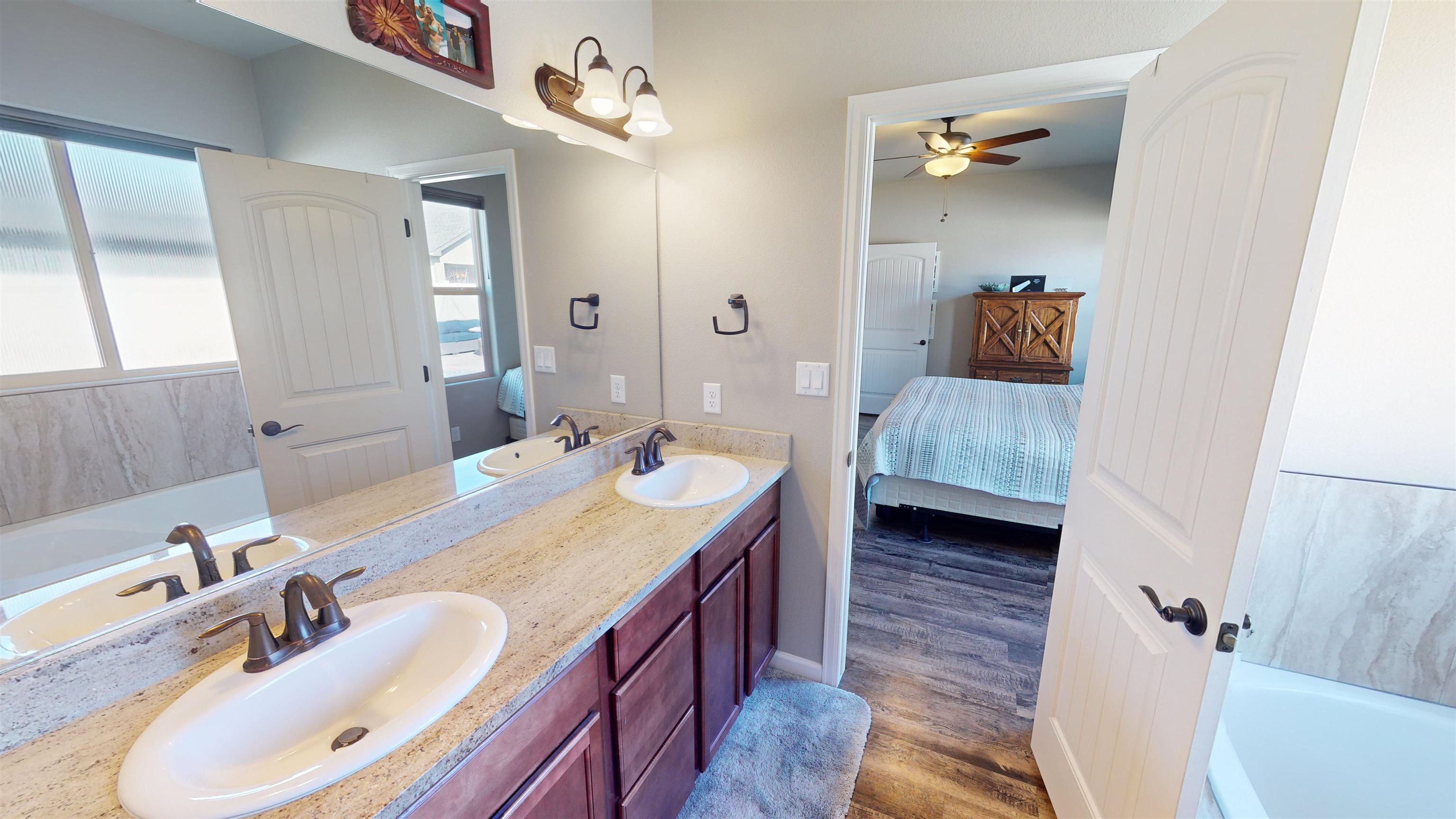 2496 Kerk Avenue Unit: B