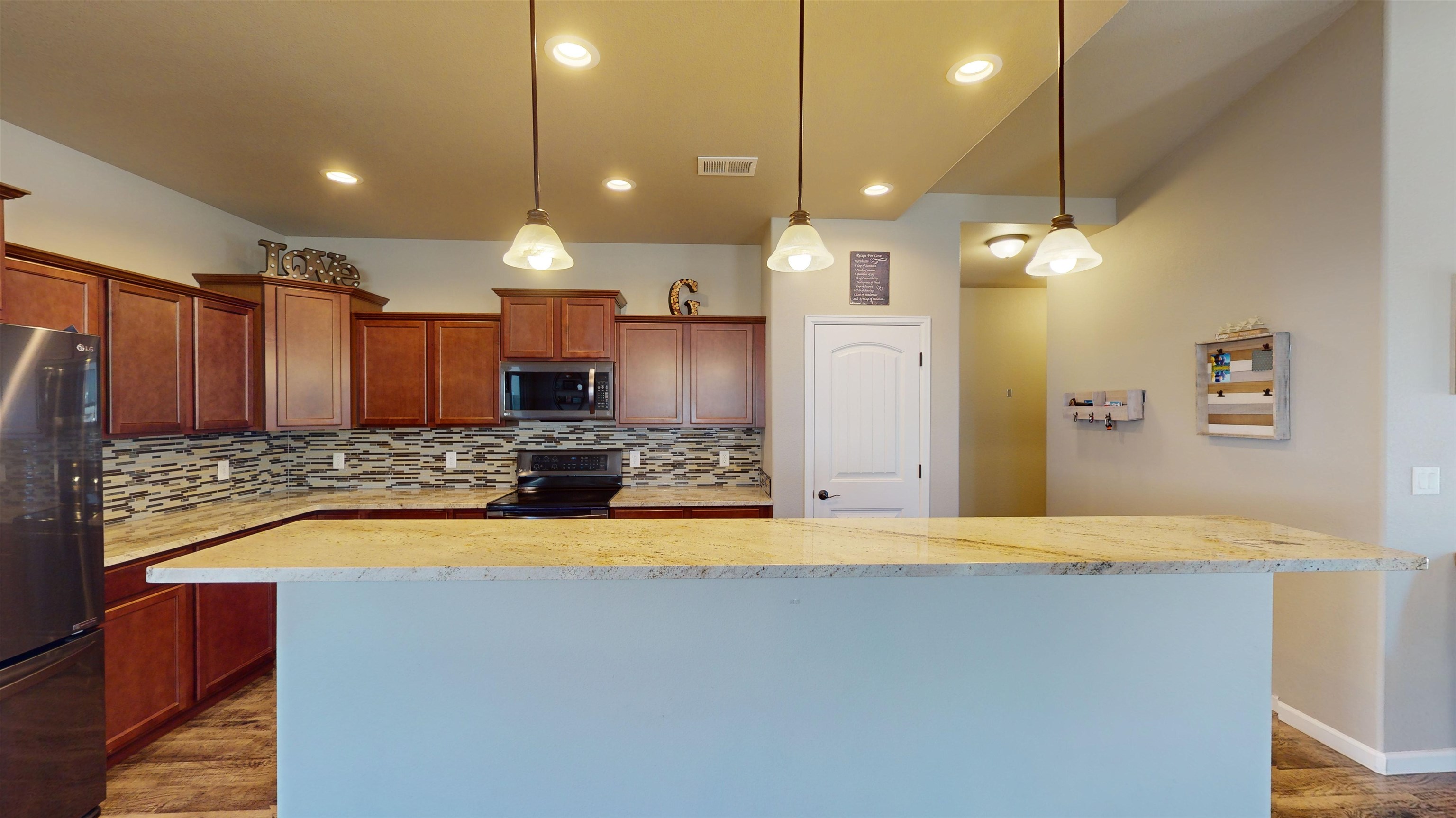 2496 Kerk Avenue Unit: B