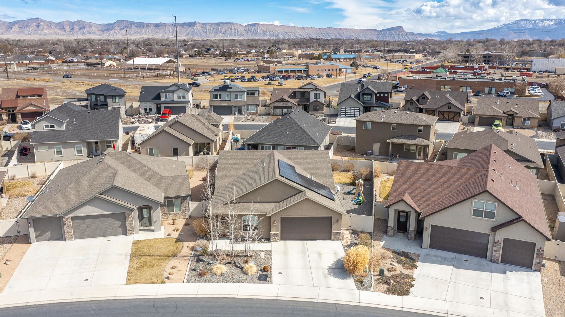2496 Kerk Avenue Unit: B