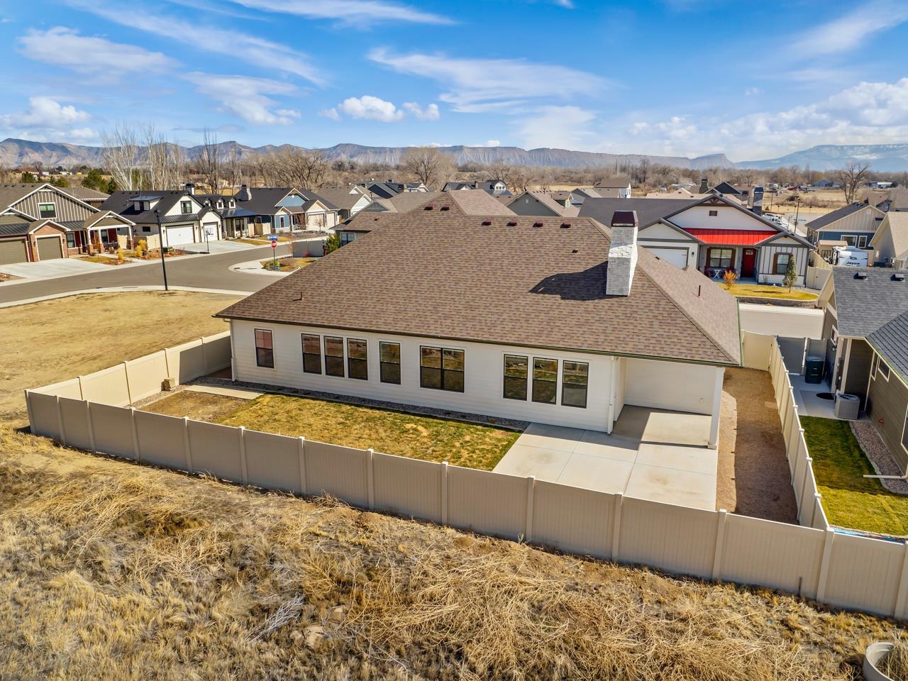 823 RED APPLE ROAD