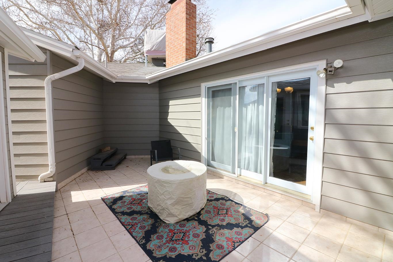 525 Lilac Lane