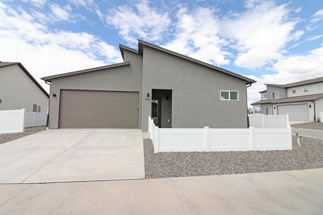 1774 Tungsten Way