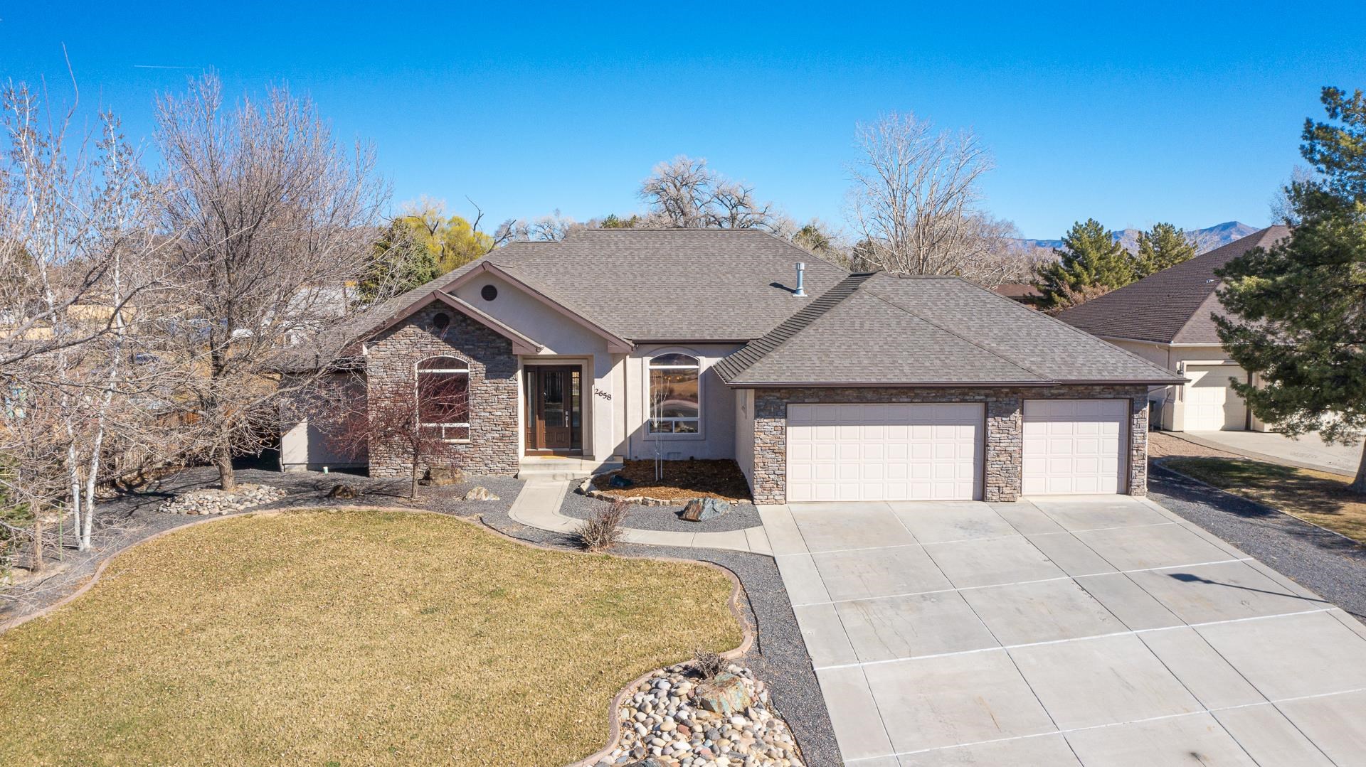 2658 Dahlia Court