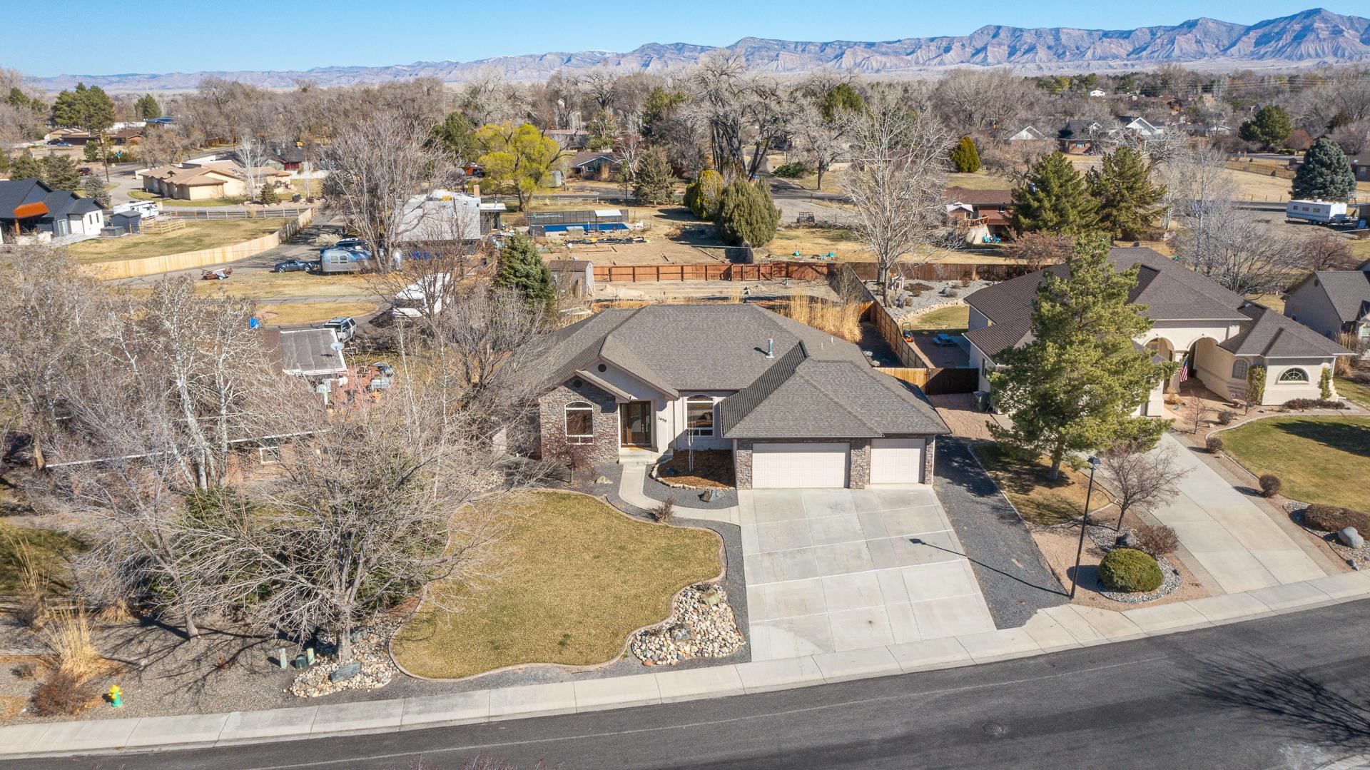 2658 Dahlia Court