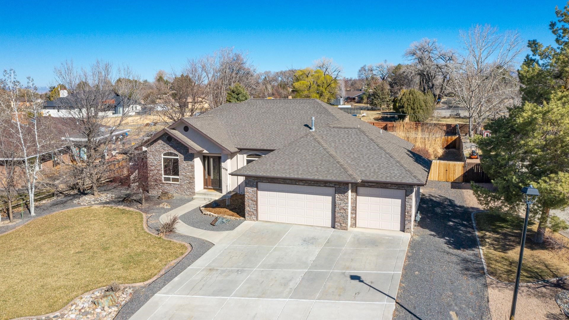 2658 Dahlia Court