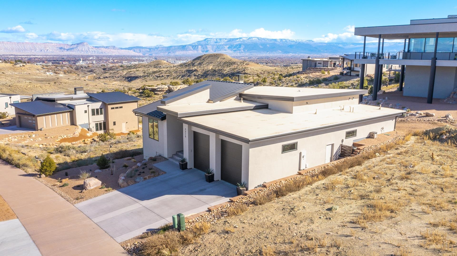 2375 W Ridges Boulevard
