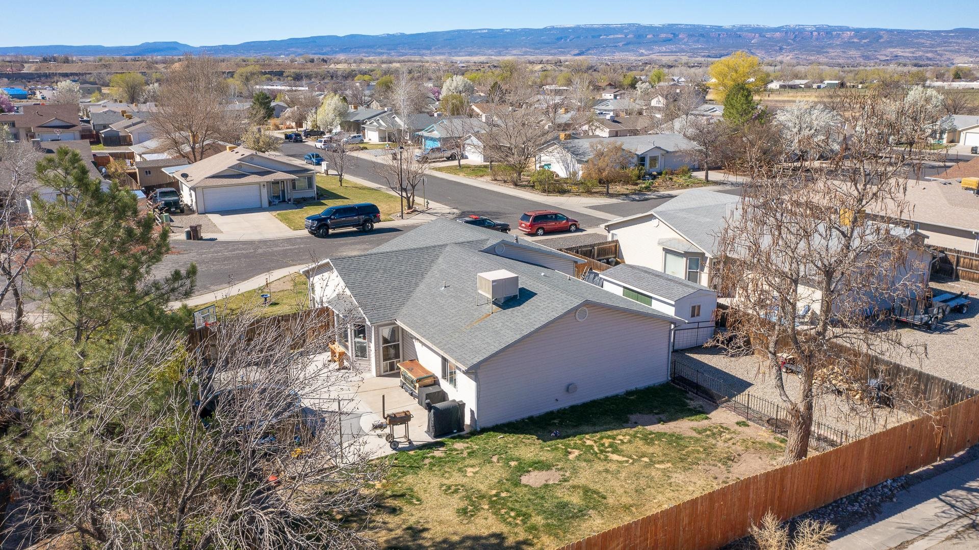3136 N Drake Court