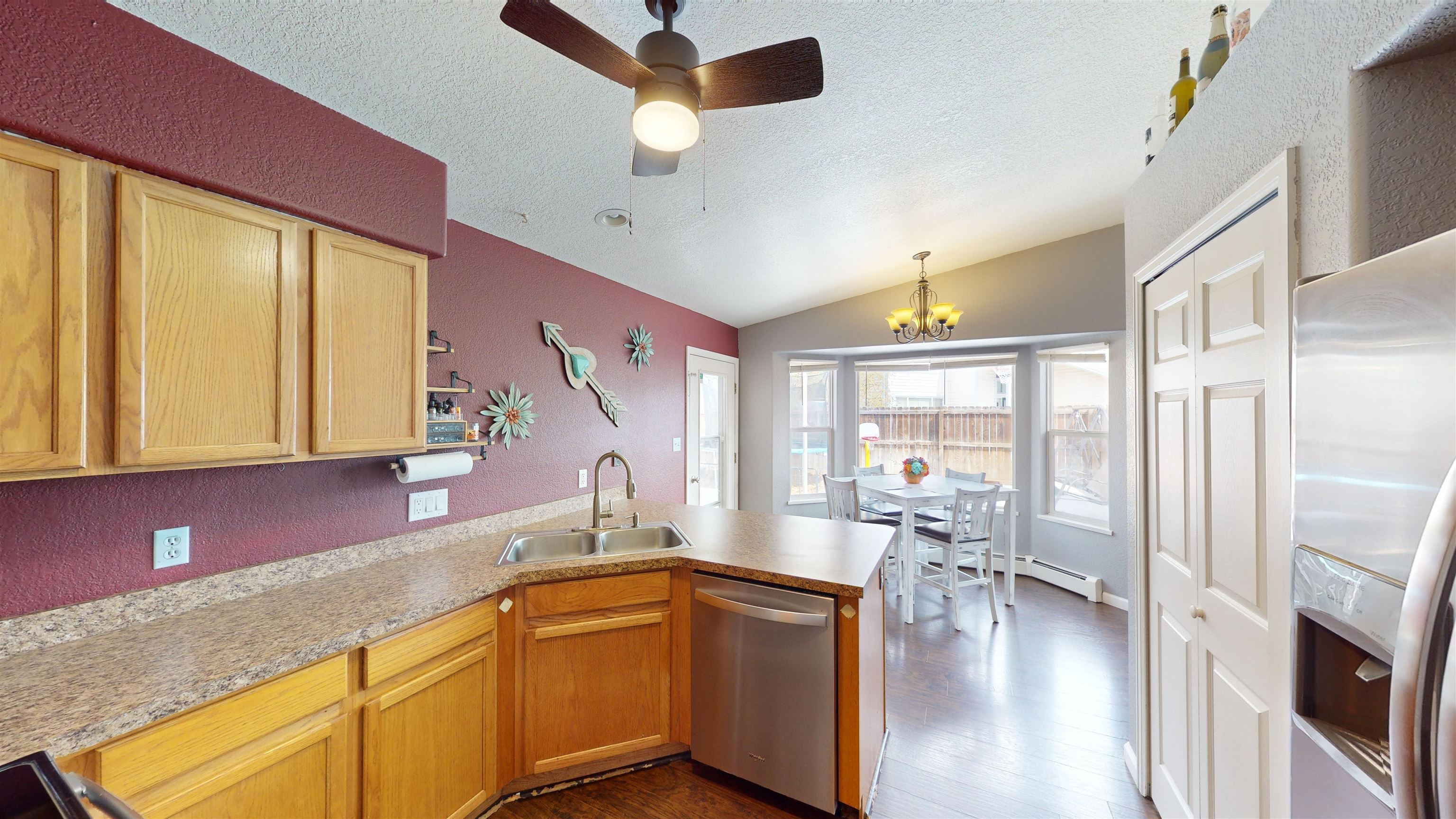 3136 N Drake Court
