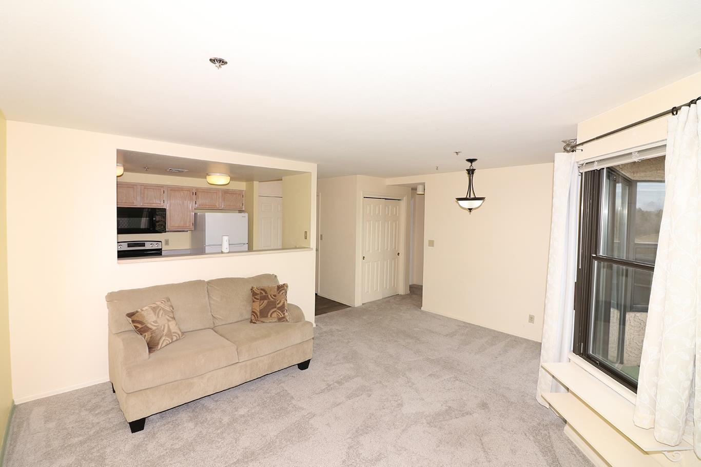 1111 Horizon Drive Unit: 412