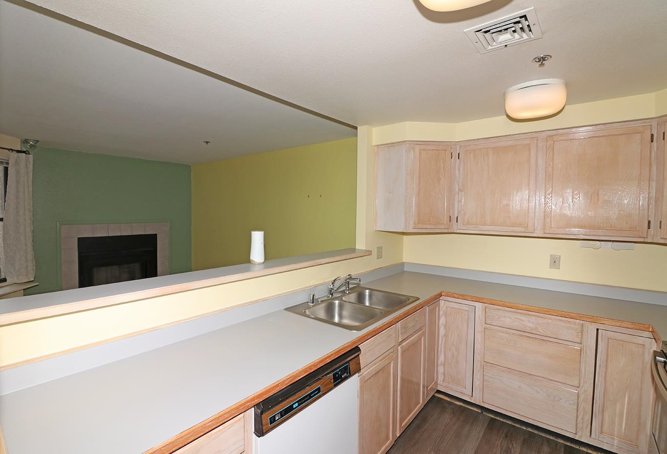 1111 Horizon Drive Unit: 412
