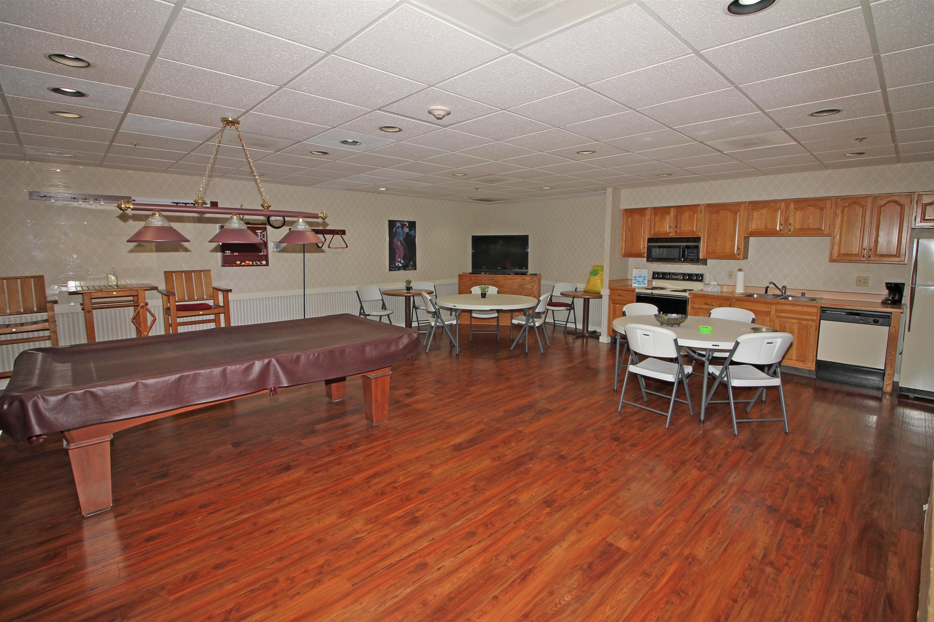 1111 Horizon Drive Unit: 412