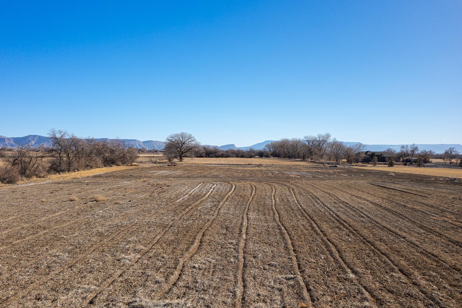 868 23 Road