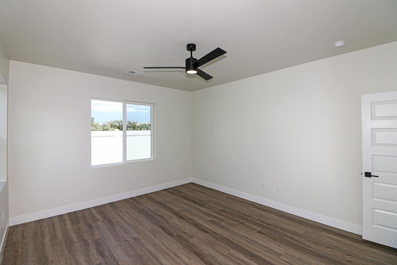 2462 Ross Road