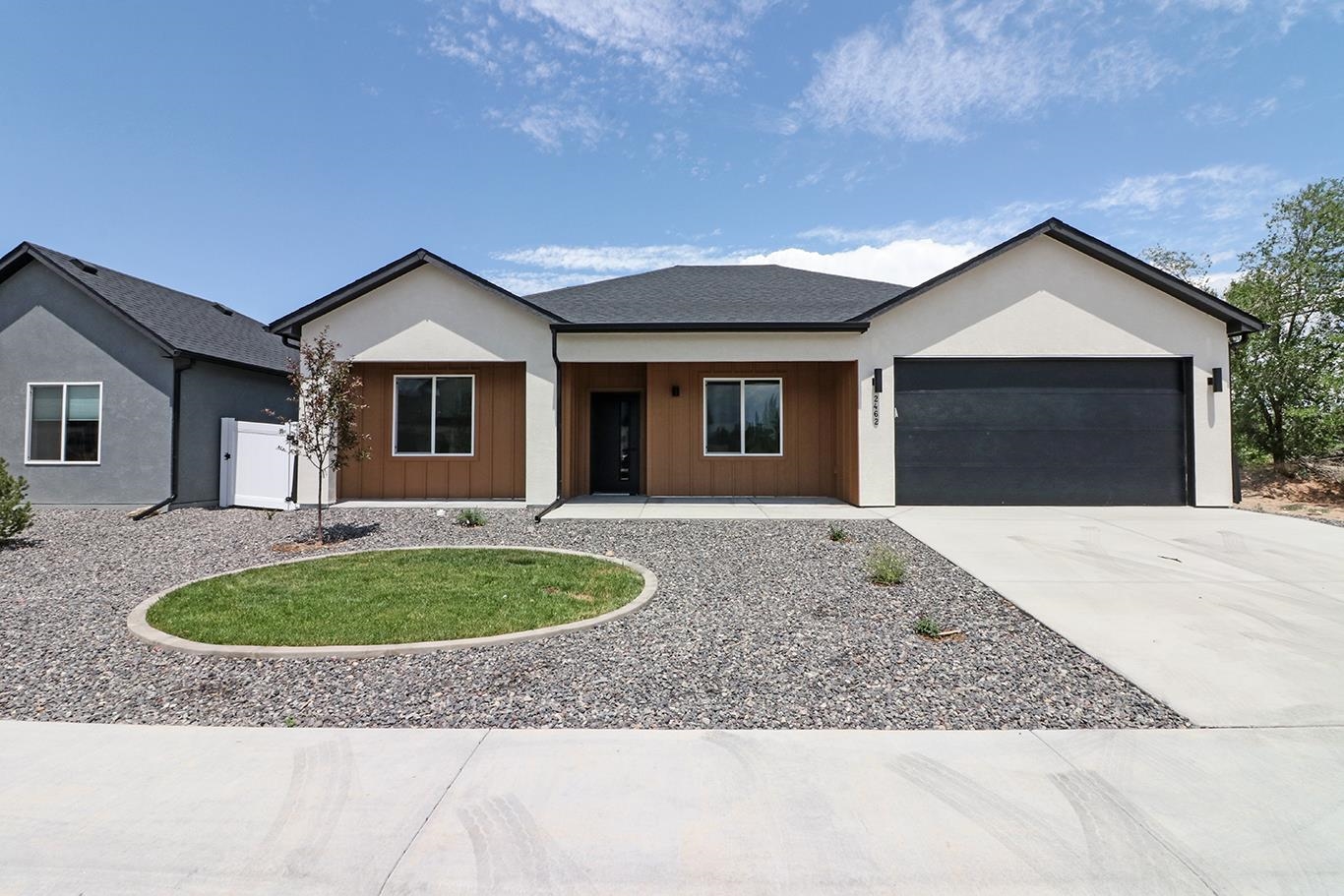 2462 Ross Road