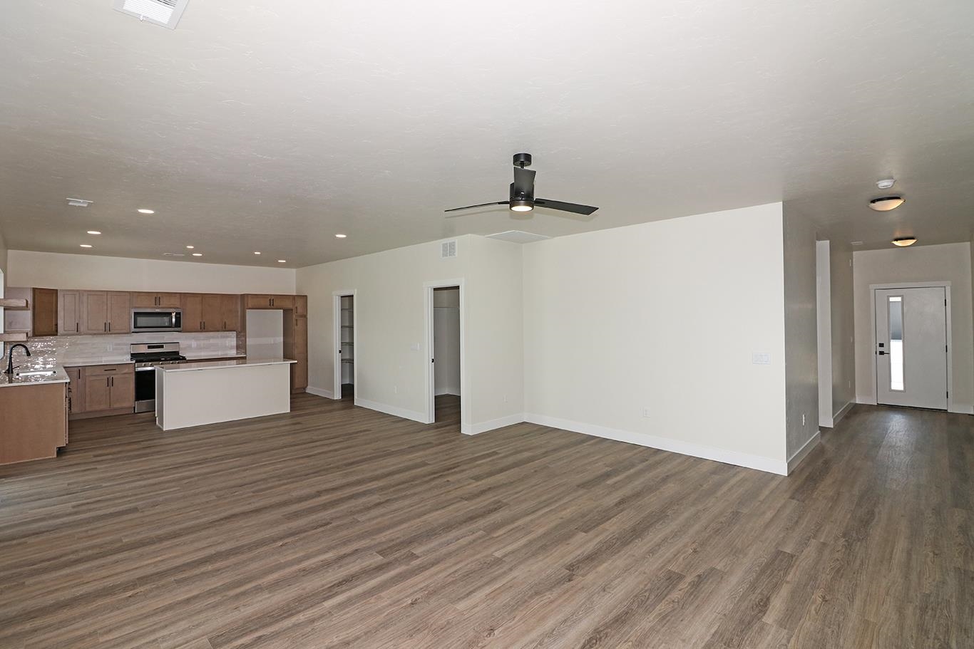 2462 Ross Road