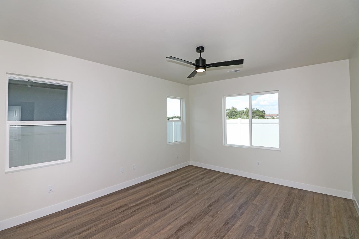 2462 Ross Road
