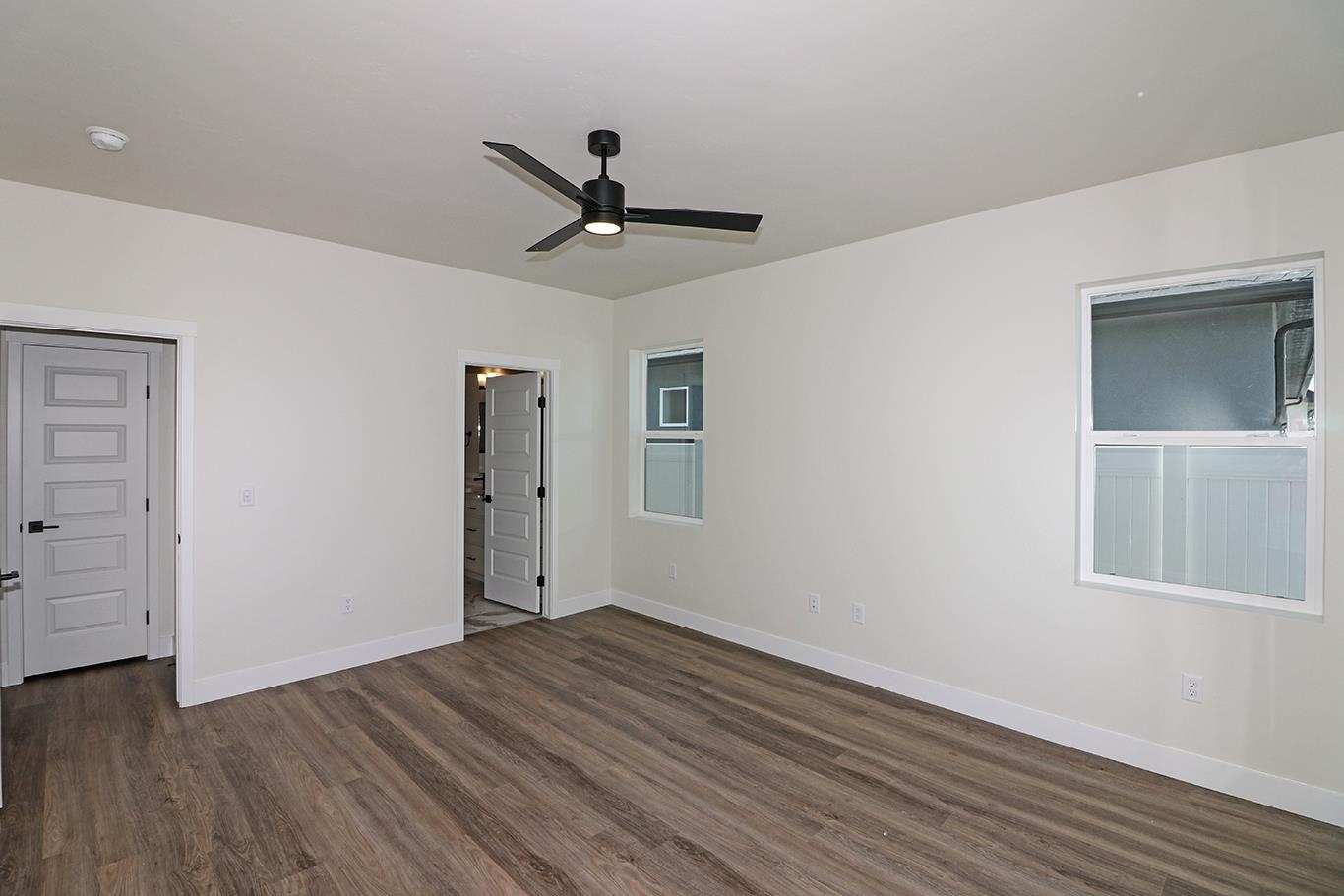2462 Ross Road