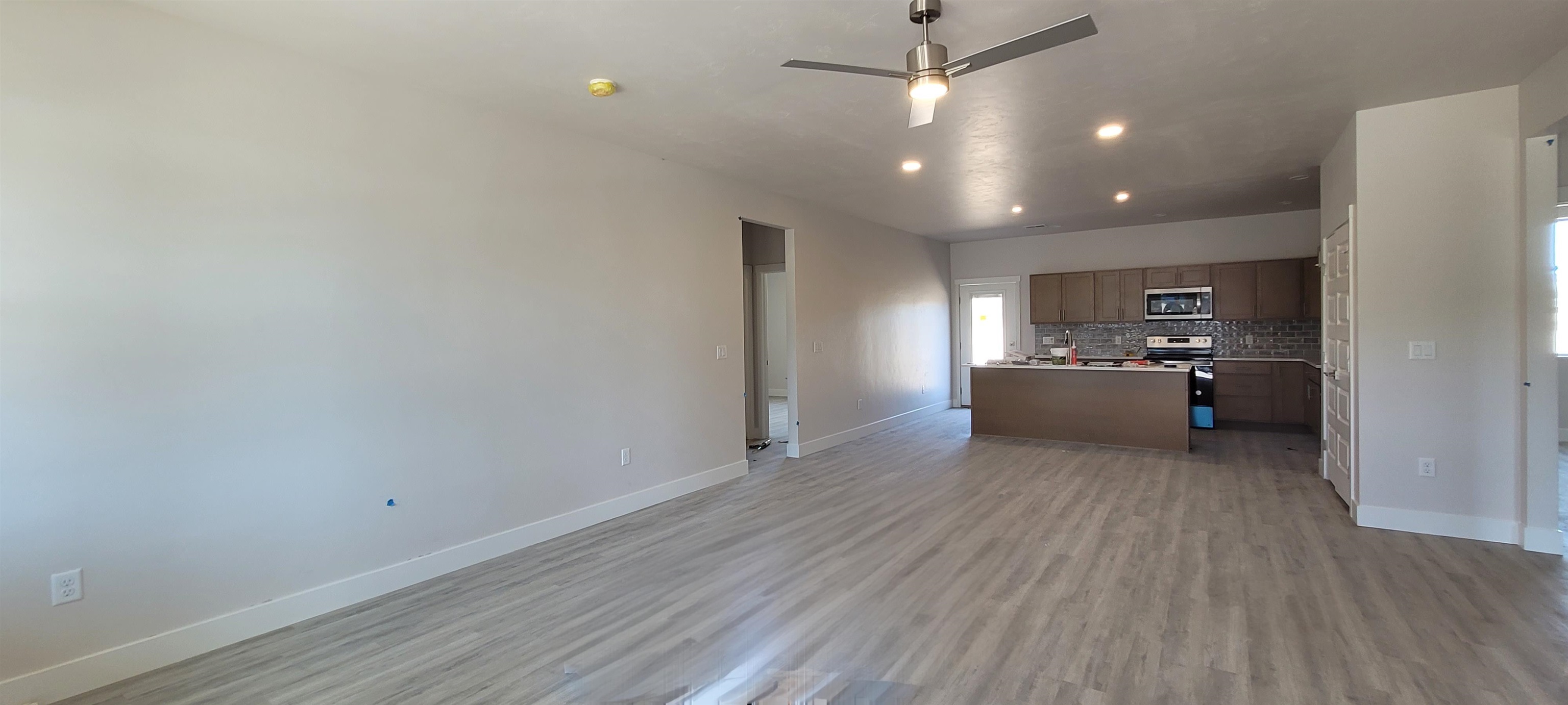 2460 Ross Road