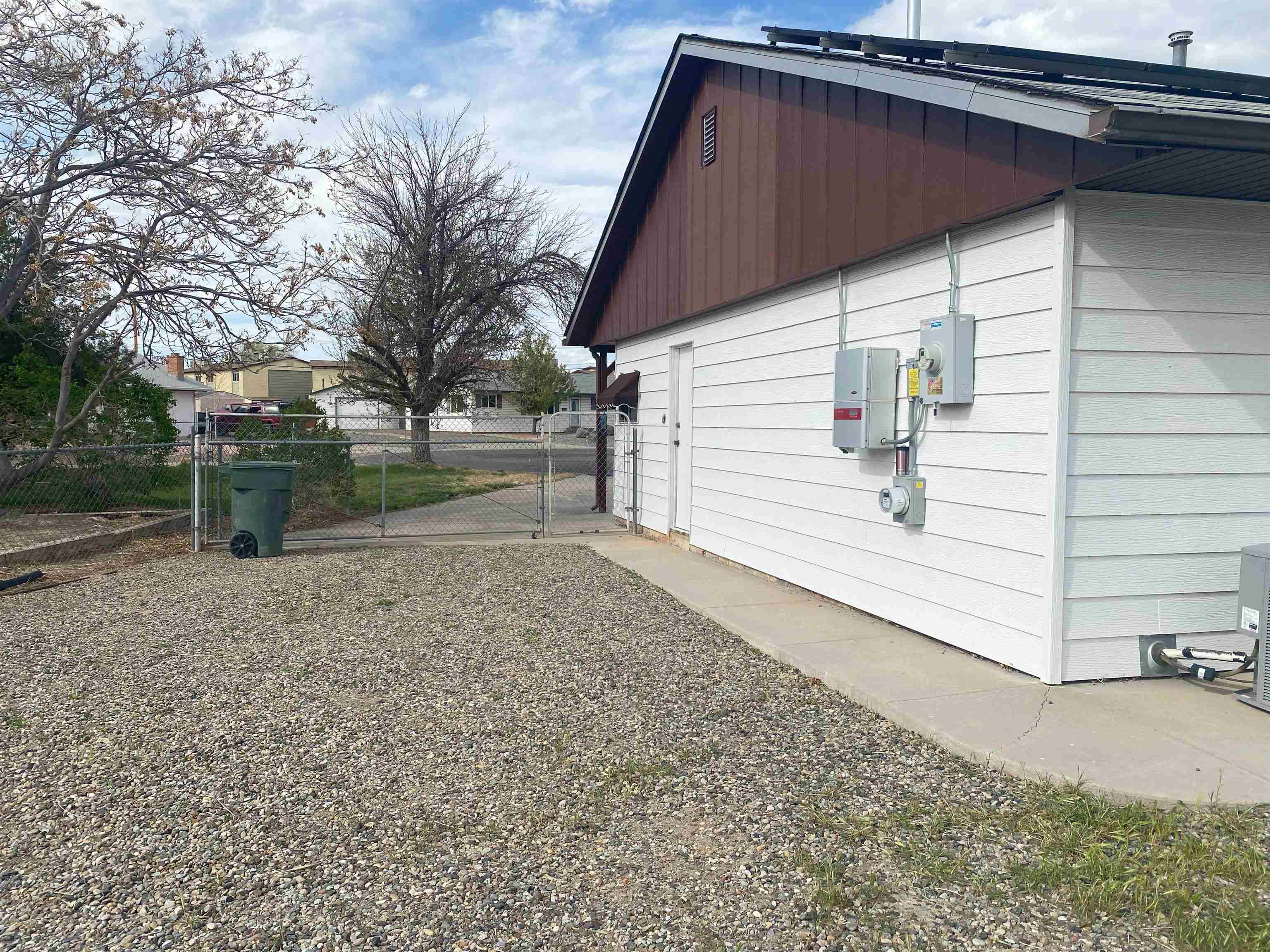 2355 Hill Court