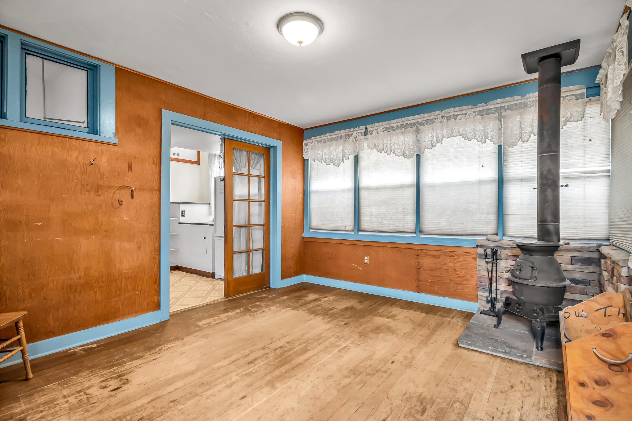 130 E 9th Street