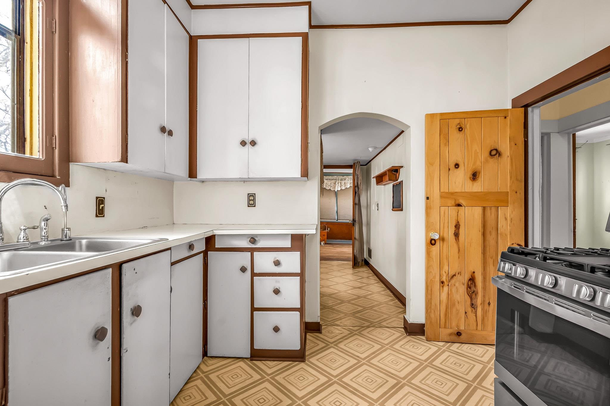 130 E 9th Street