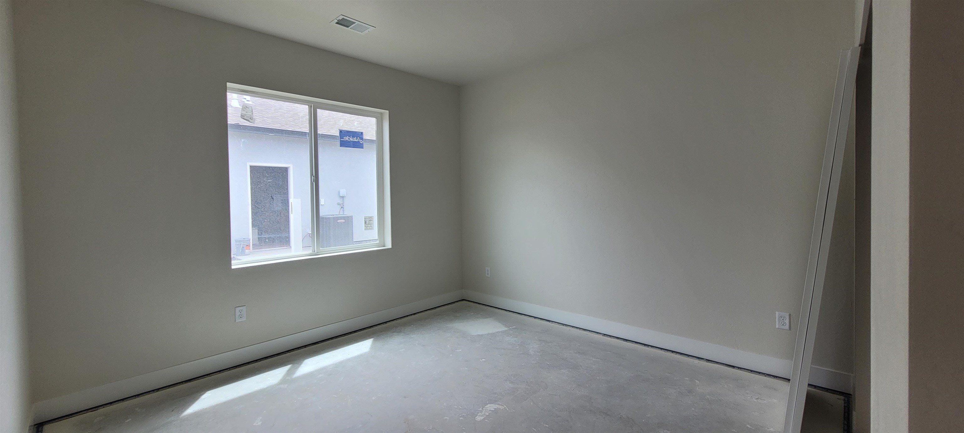 1635 Tungsten Way