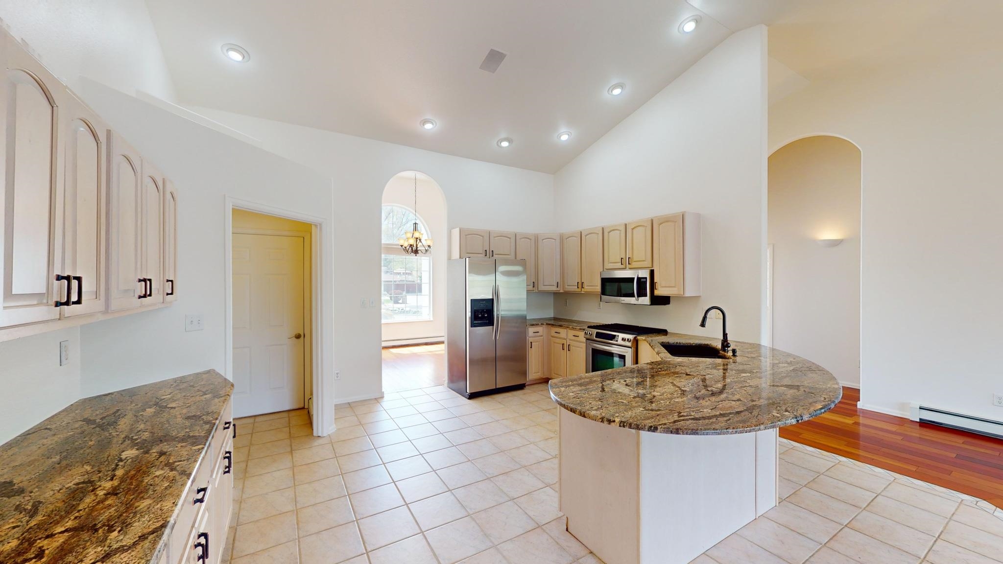 2148 S Canyon View Drive