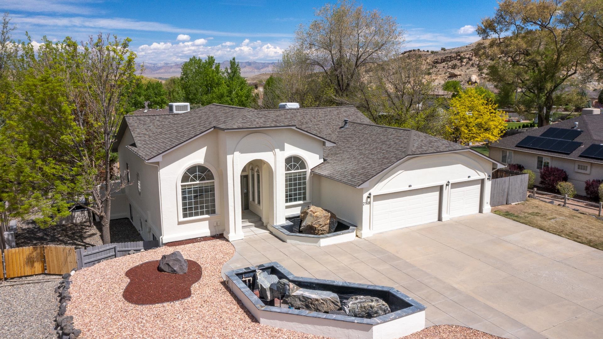 2148 S Canyon View Drive