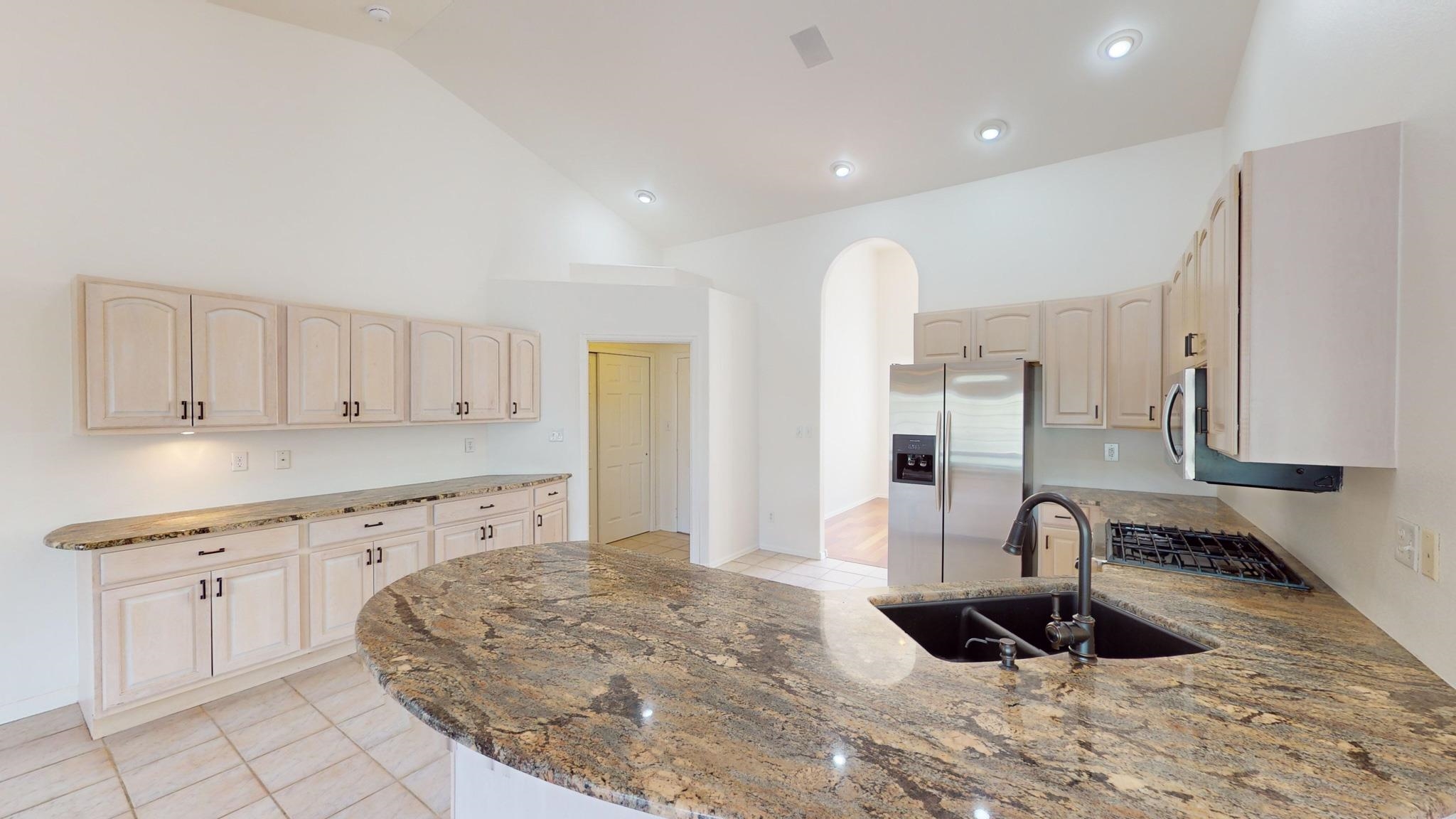 2148 S Canyon View Drive