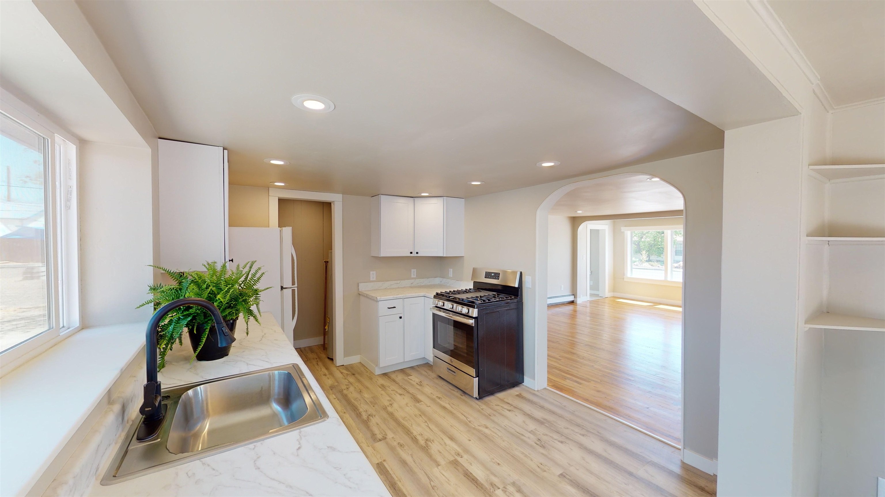 1614 Elm Avenue