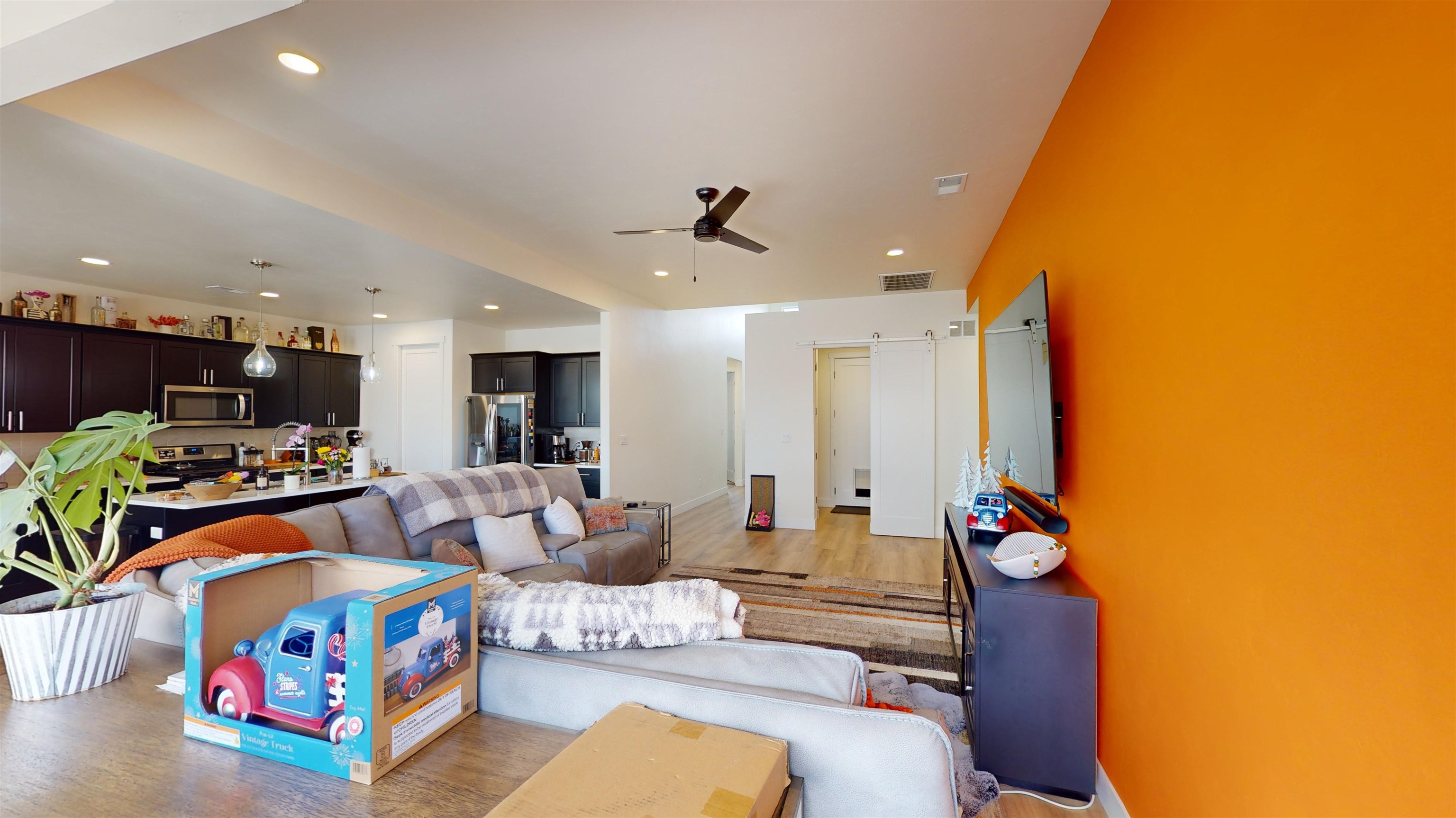 511 Hobbs Court