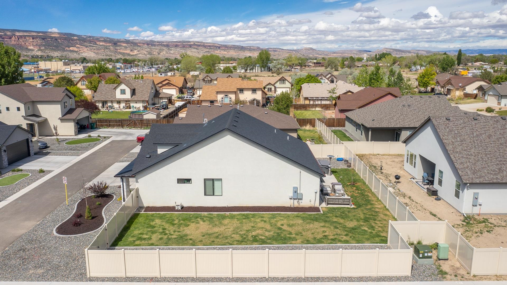 511 Hobbs Court