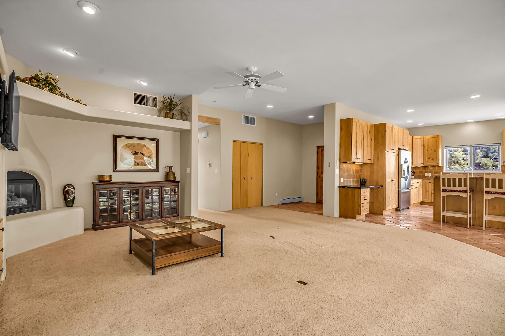243 W Fallen Rock Road