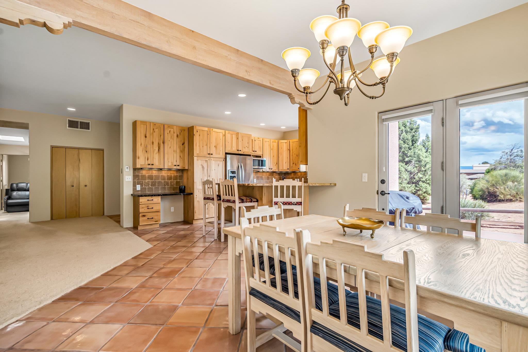 243 W Fallen Rock Road