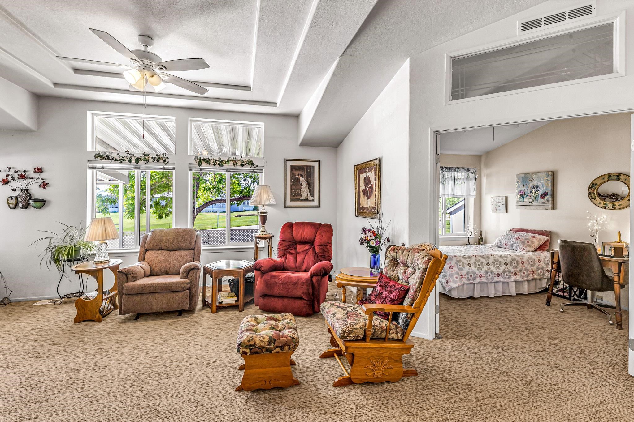 435 32 Road Unit: 275