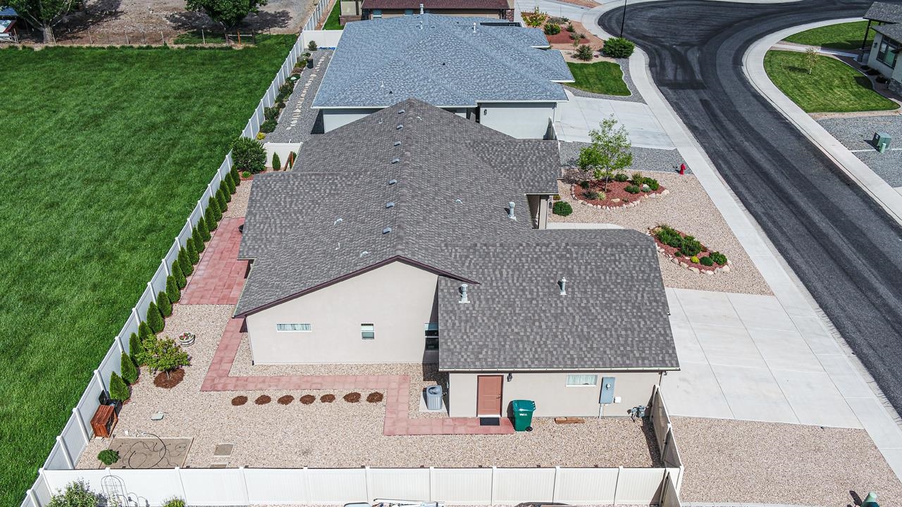 1025 Adobe View