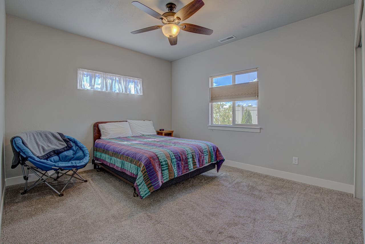 1025 Adobe View