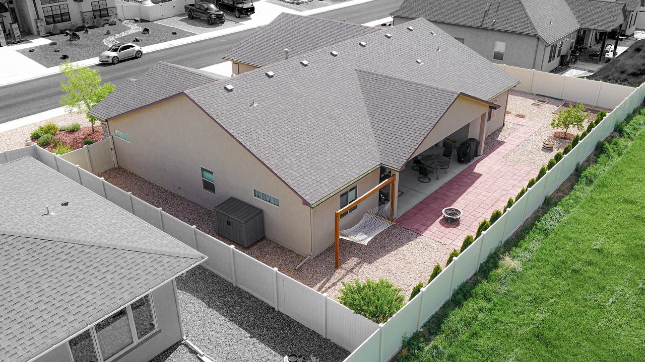 1025 Adobe View
